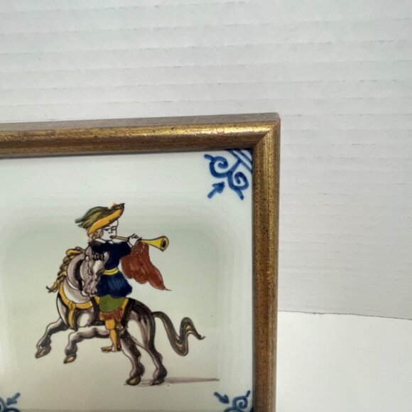 Vintage Royal Makkum Tichelaar Ceramic Tile Painting with Gold Wooden Frame - Picture 4 of 11